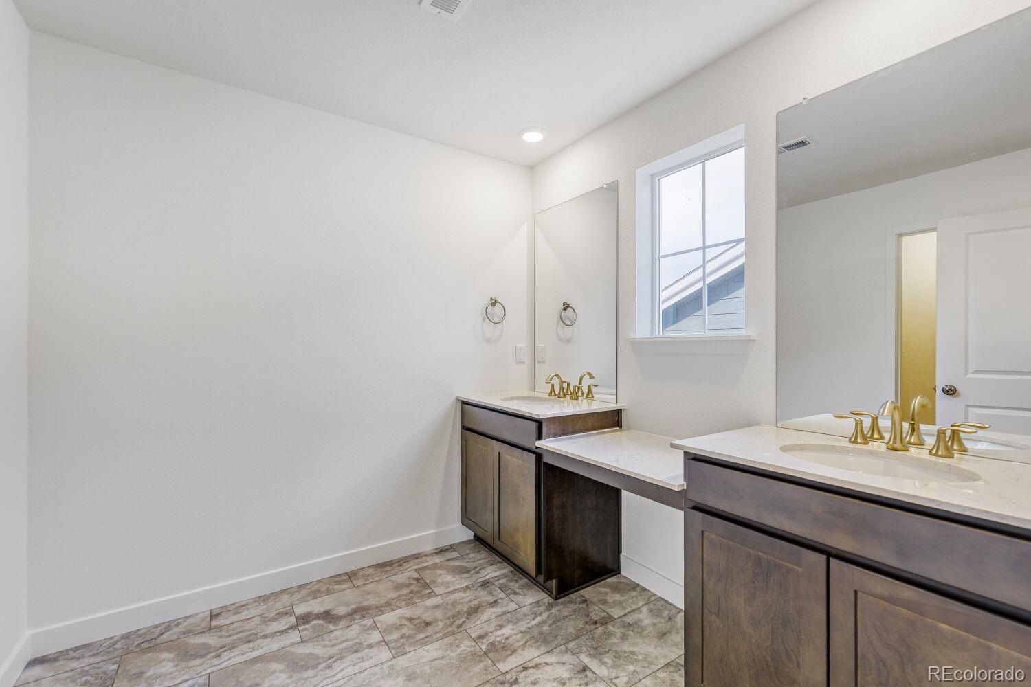 MLS Image #6 for 10874  tundra top drive,parker, Colorado