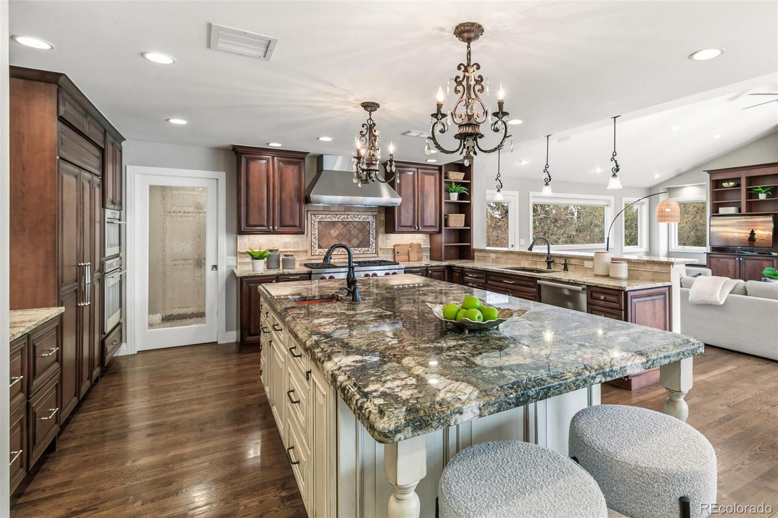 MLS Image #9 for 5430 s jasmine street,greenwood village, Colorado