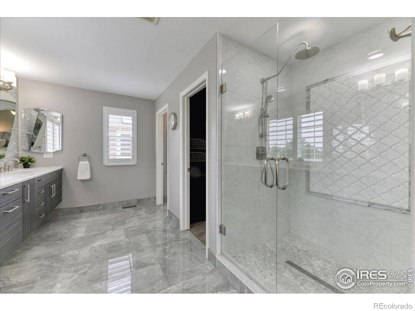 MLS Image #24 for 5005 s cole court,morrison, Colorado
