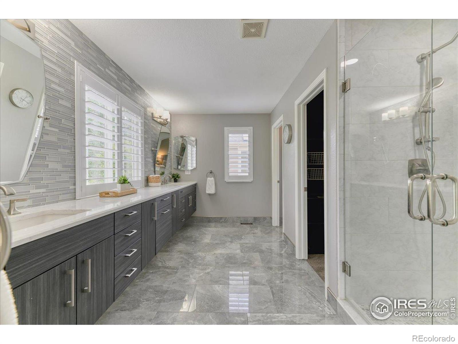 MLS Image #25 for 5005 s cole court,morrison, Colorado