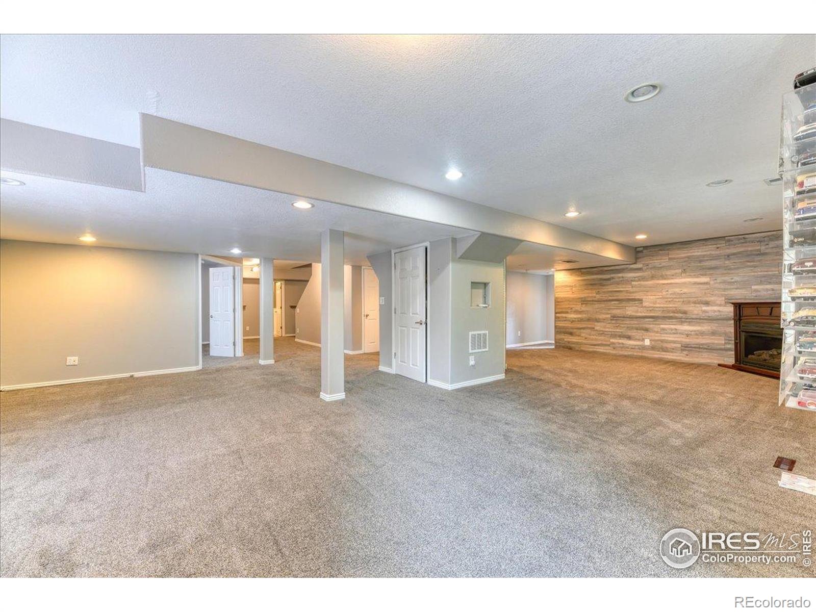 MLS Image #31 for 5005 s cole court,morrison, Colorado