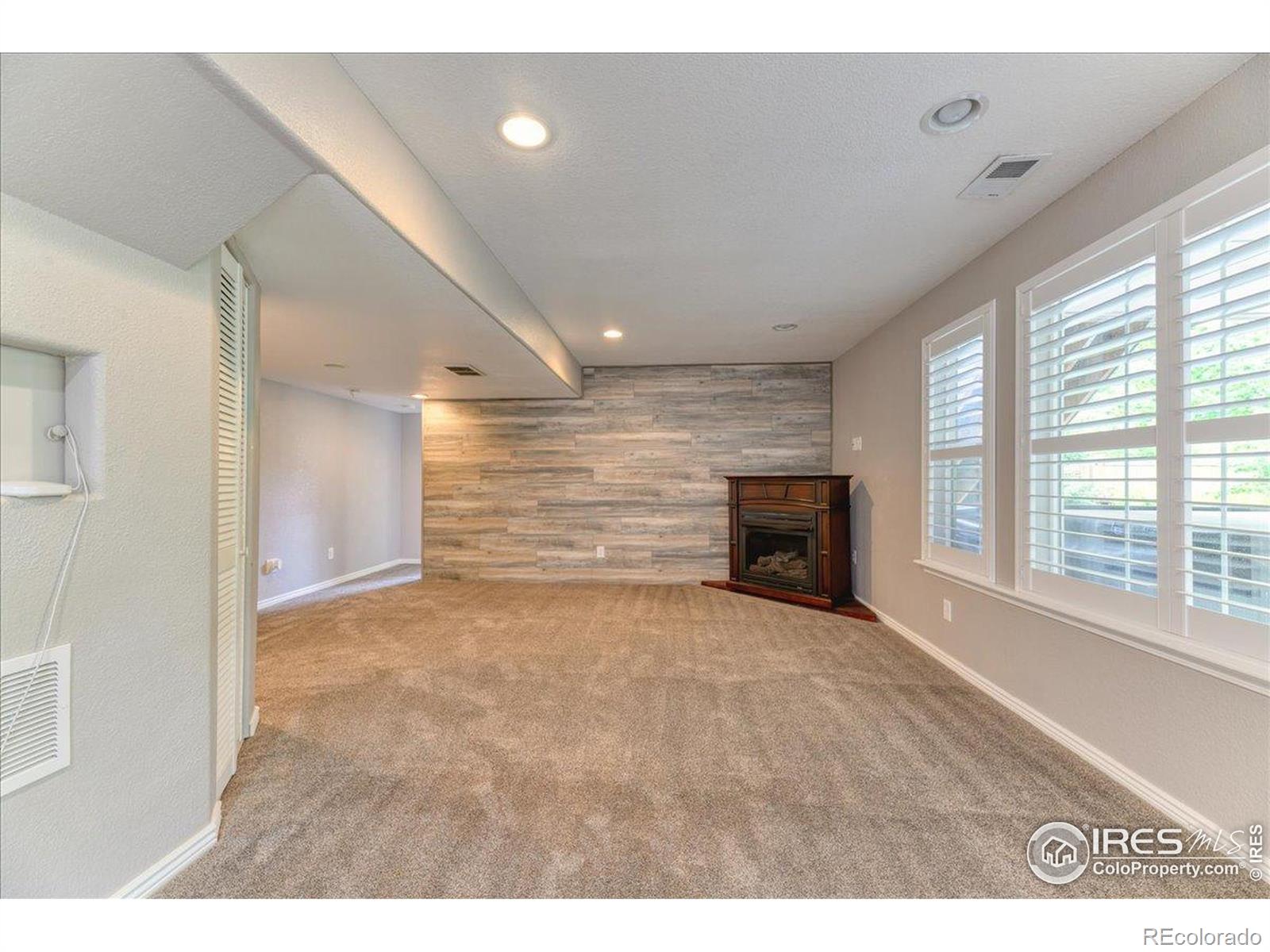 MLS Image #32 for 5005 s cole court,morrison, Colorado