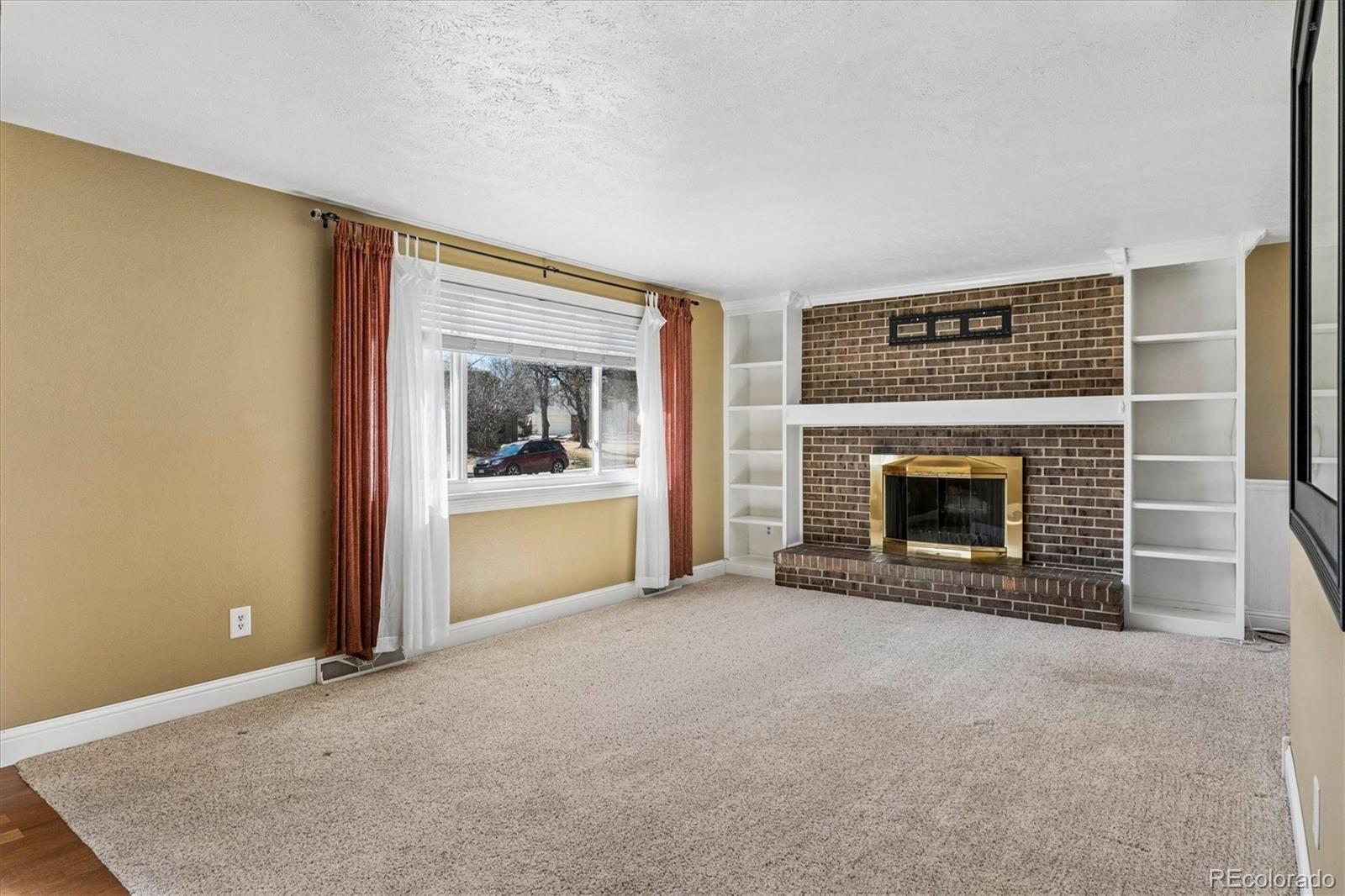 MLS Image #2 for 5845 w morraine avenue,littleton, Colorado