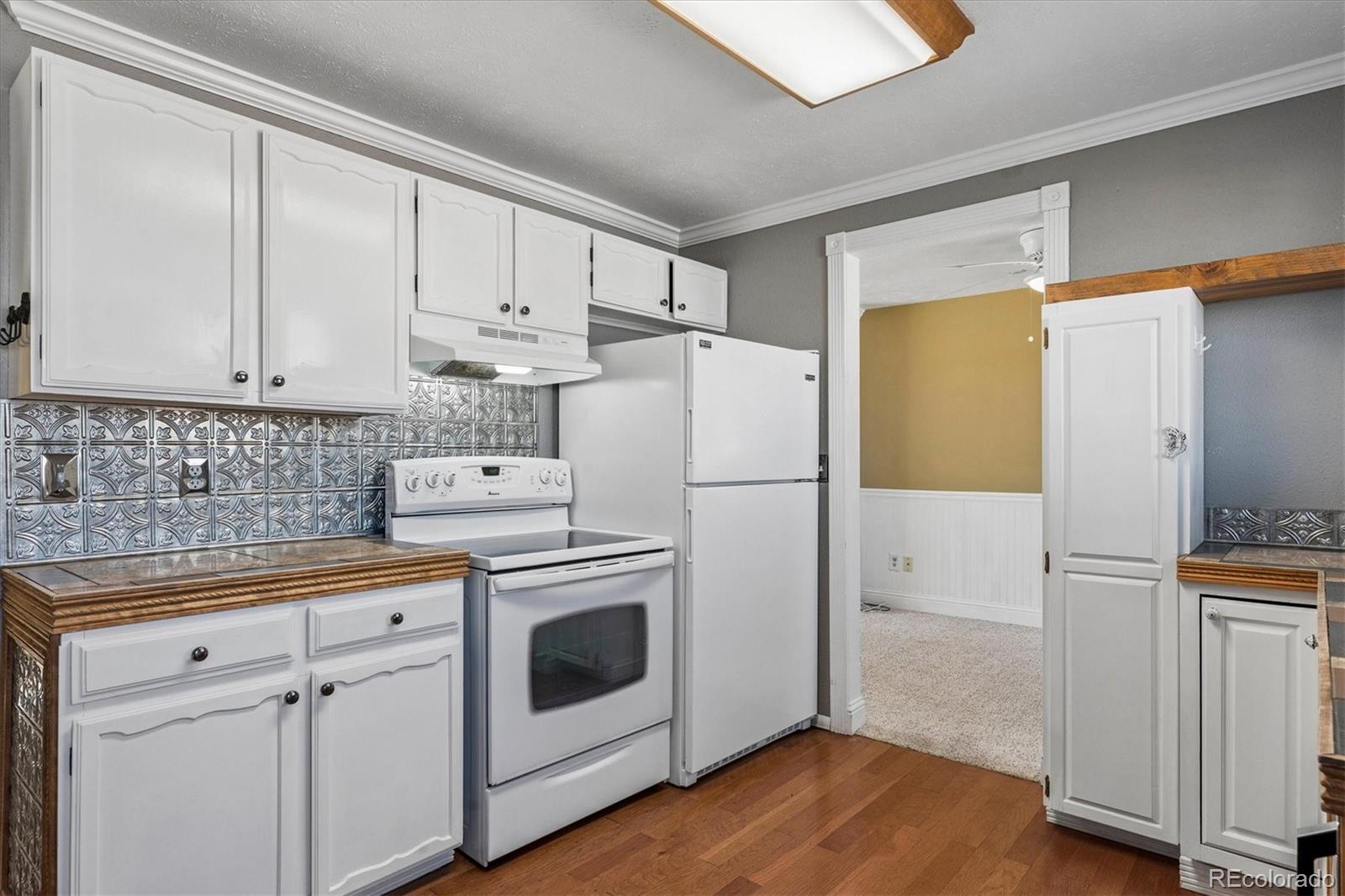 MLS Image #4 for 5845 w morraine avenue,littleton, Colorado