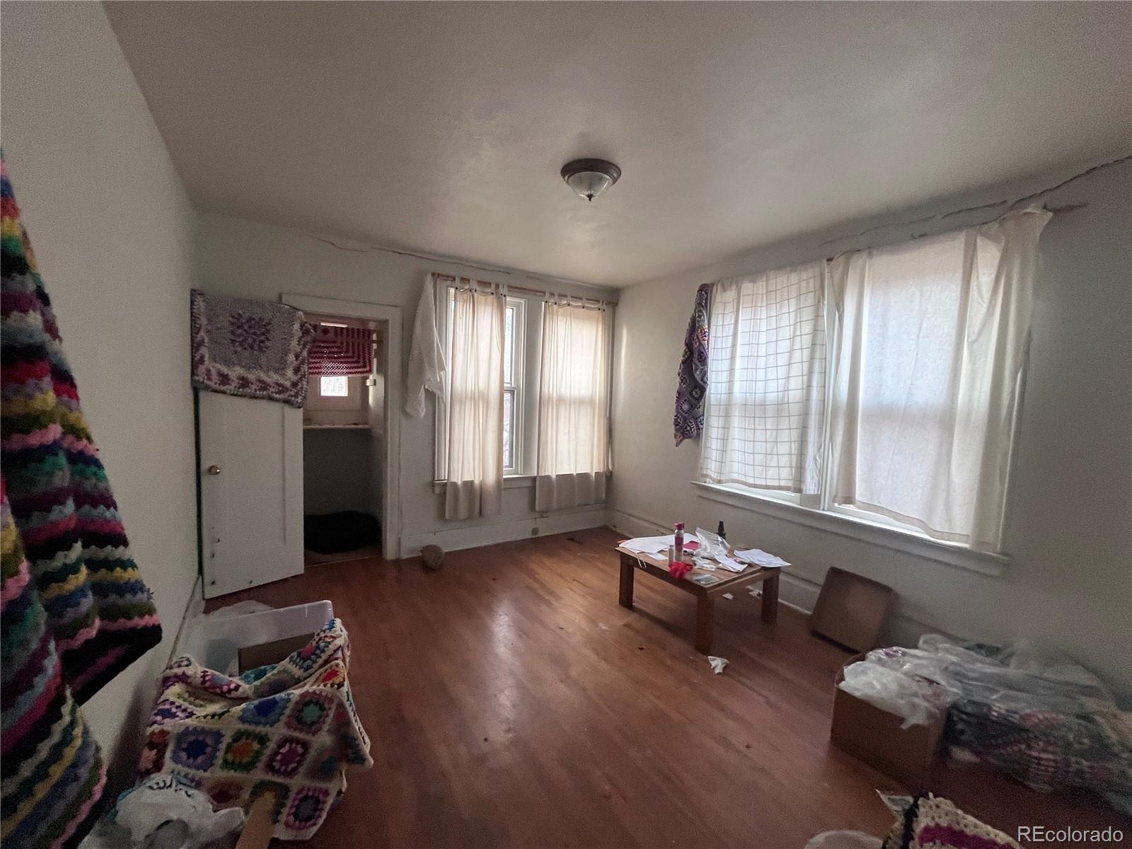 MLS Image #10 for 1274  hudson street,denver, Colorado