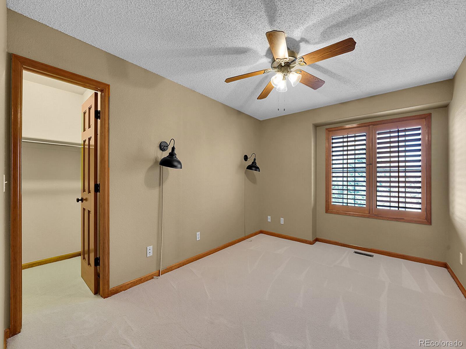 MLS Image #30 for 930 w dry creek road,littleton, Colorado