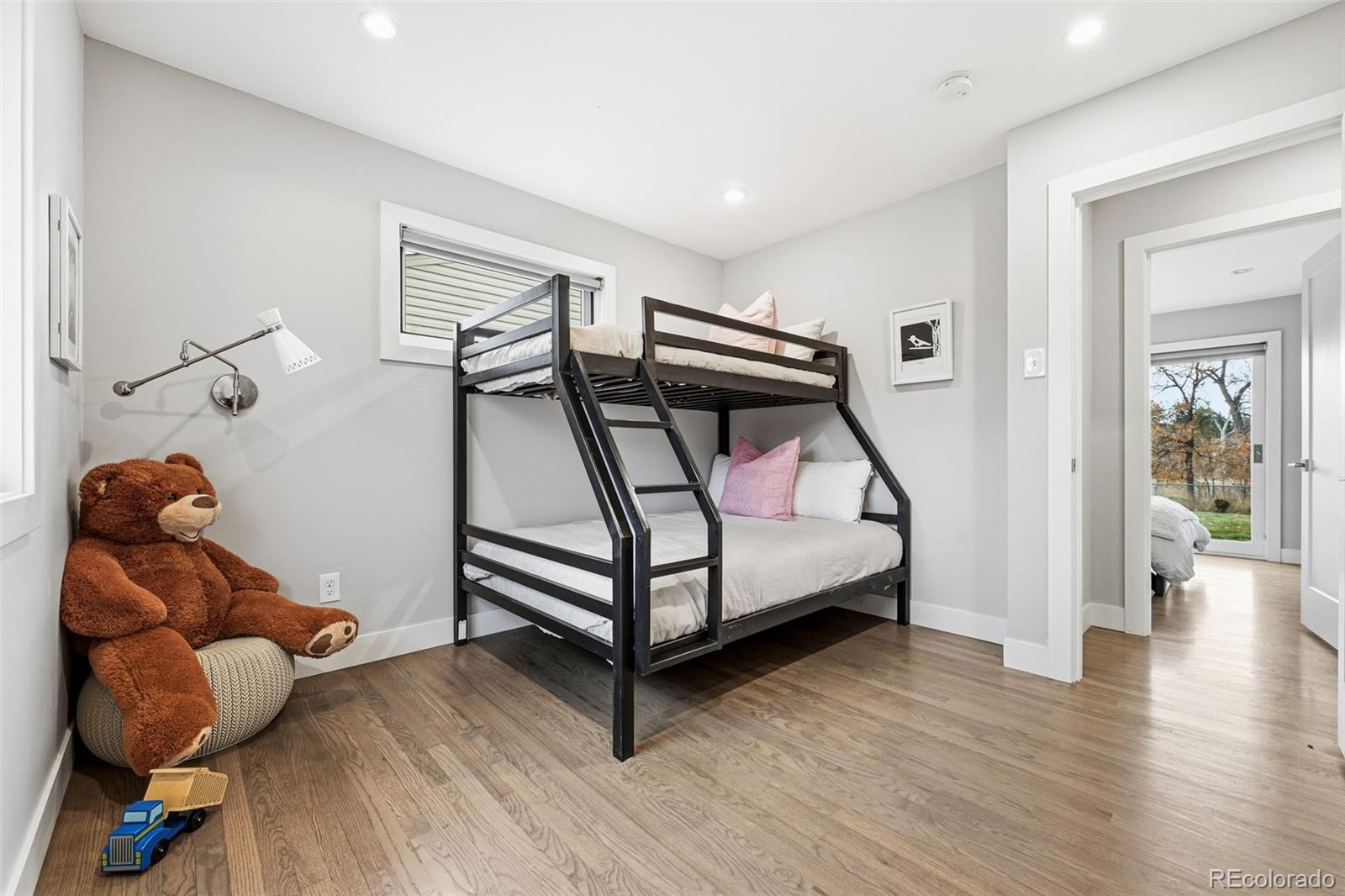 MLS Image #22 for 5320  vale drive,denver, Colorado