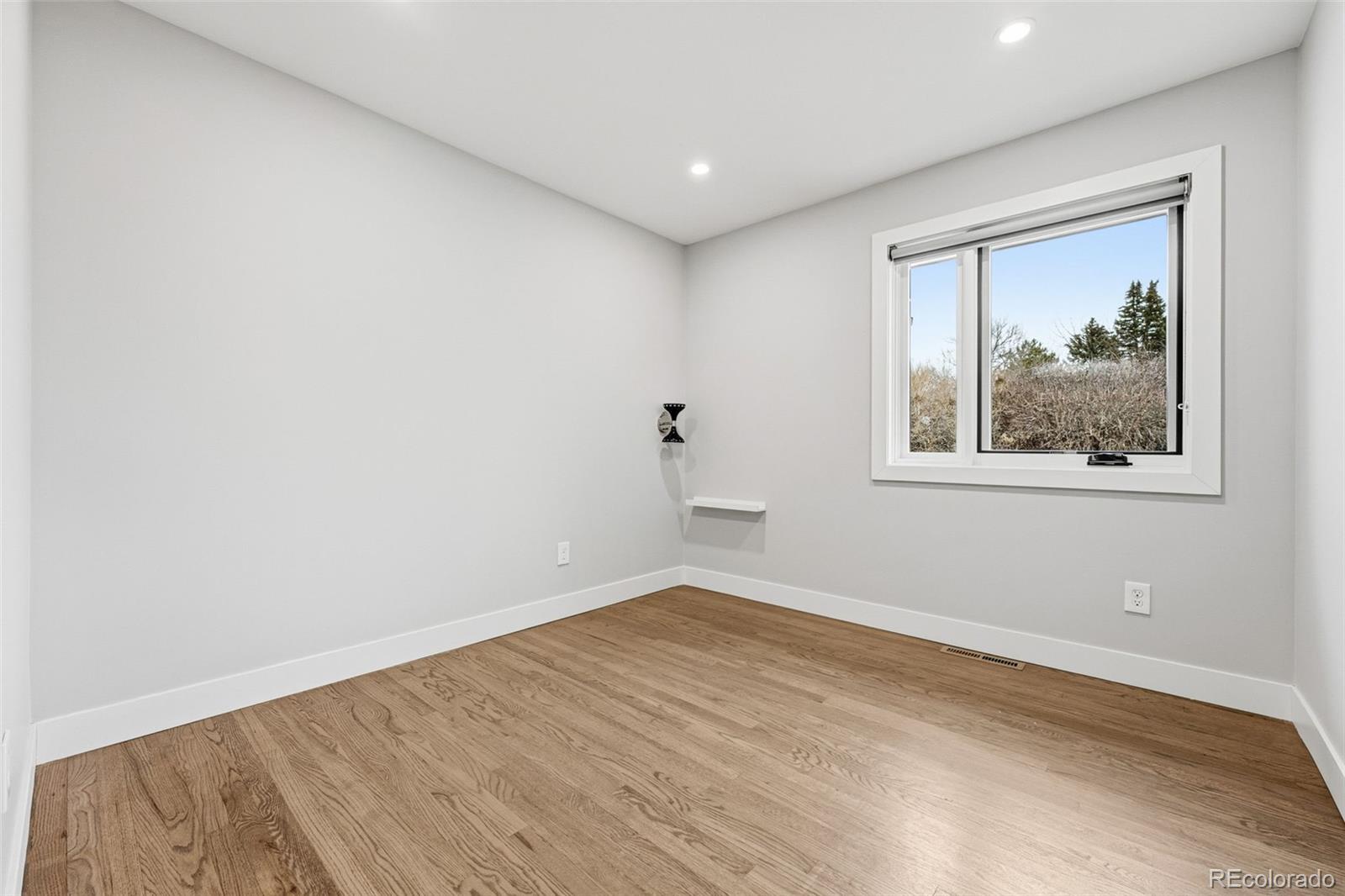MLS Image #25 for 5320  vale drive,denver, Colorado