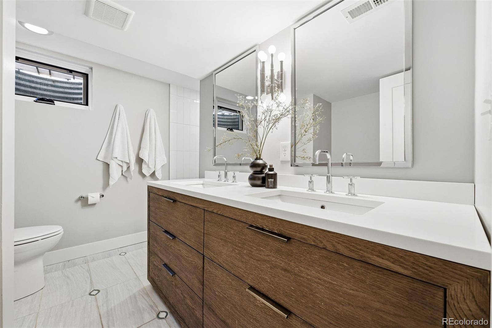MLS Image #29 for 5320  vale drive,denver, Colorado