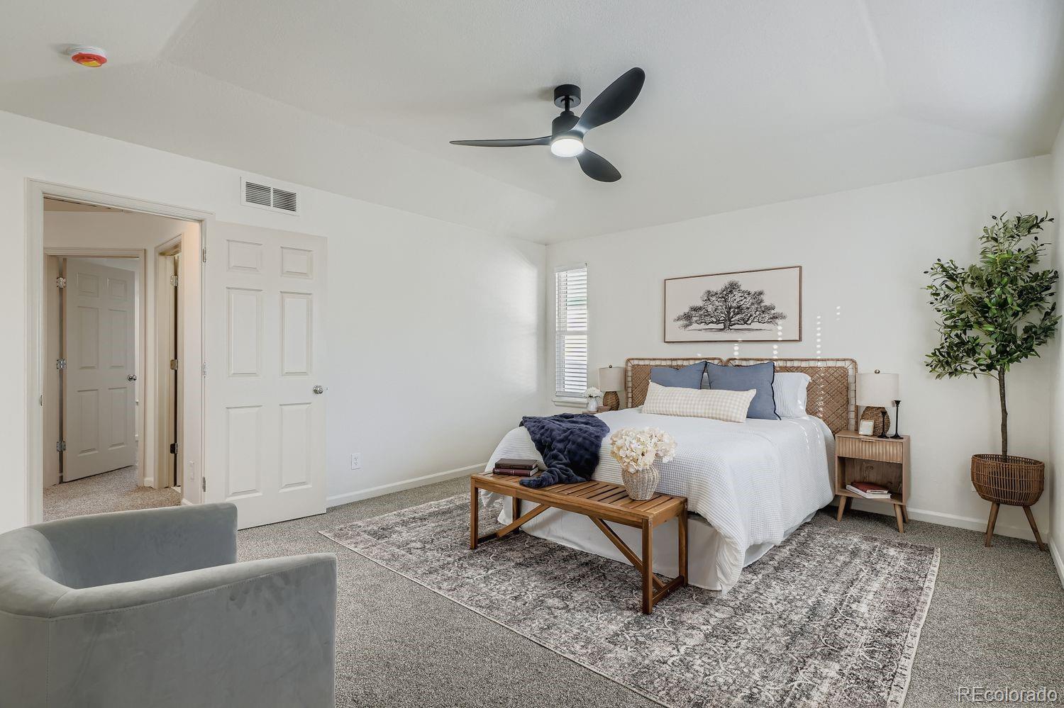 MLS Image #11 for 8014 e harvard circle,denver, Colorado