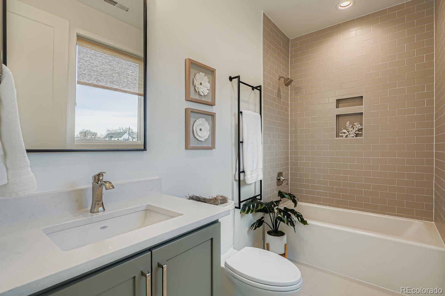 MLS Image #22 for 1111 s adams street,denver, Colorado