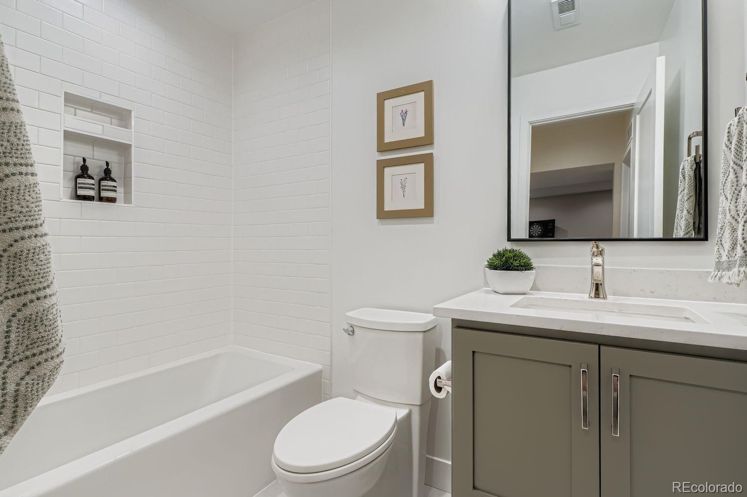 MLS Image #32 for 1111 s adams street,denver, Colorado