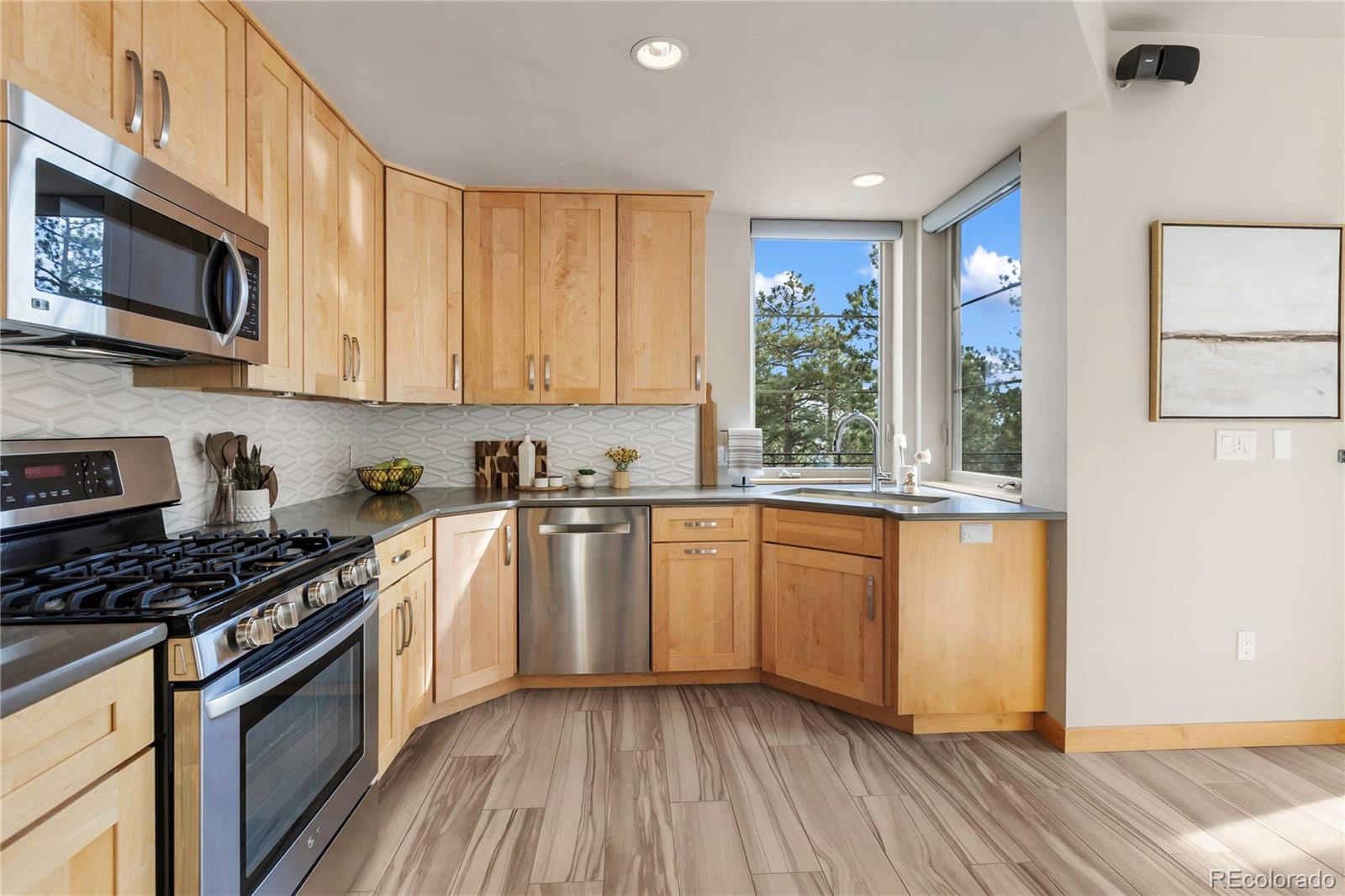 MLS Image #16 for 6015  waterfall loop,manitou springs, Colorado