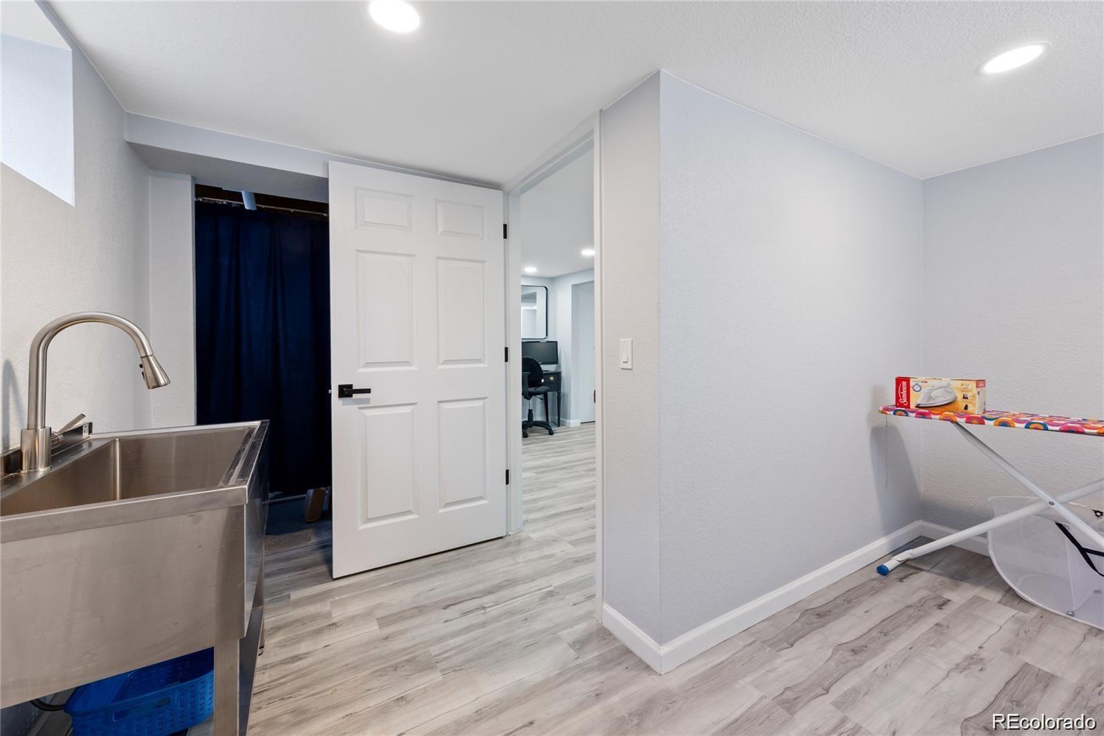 MLS Image #14 for 1345  holly street,denver, Colorado
