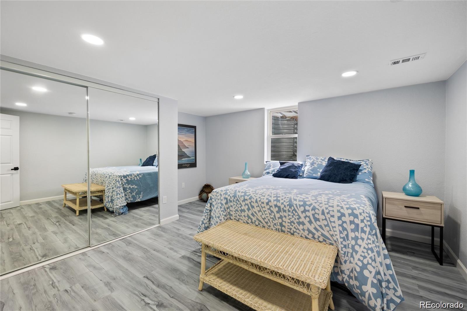MLS Image #4 for 1345  holly street,denver, Colorado