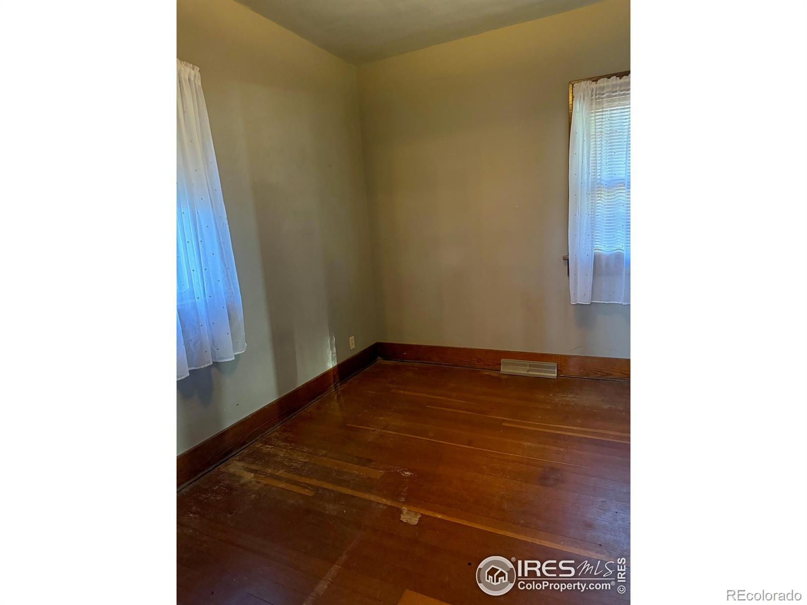 MLS Image #4 for 142 n walker avenue,haxtun, Colorado