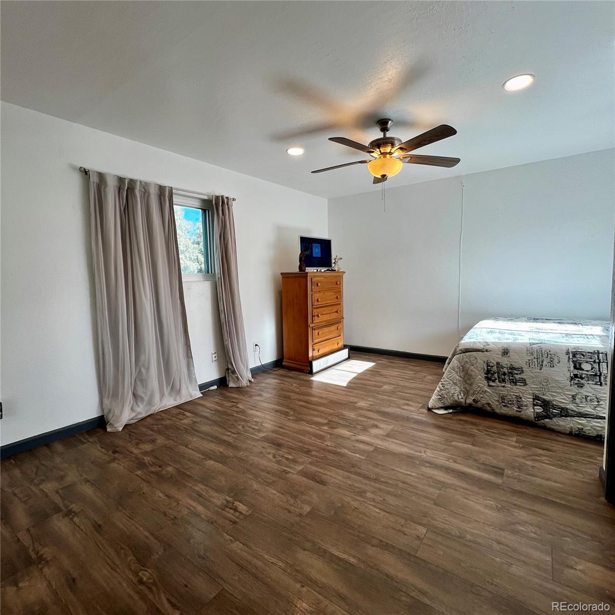 MLS Image #12 for 450  g avenue,limon, Colorado