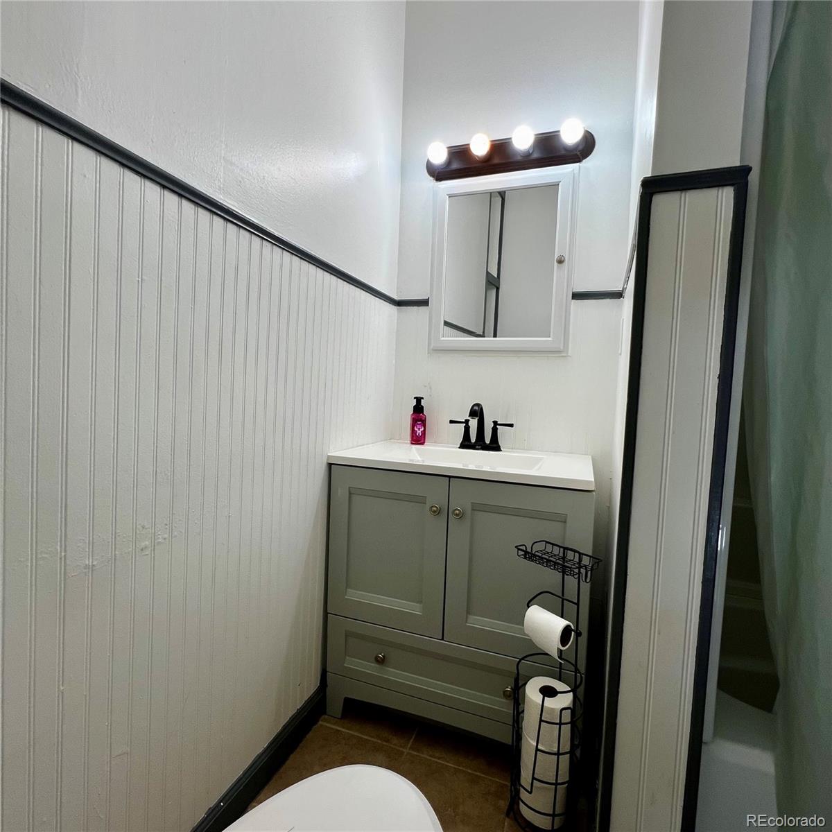 MLS Image #14 for 450  g avenue,limon, Colorado