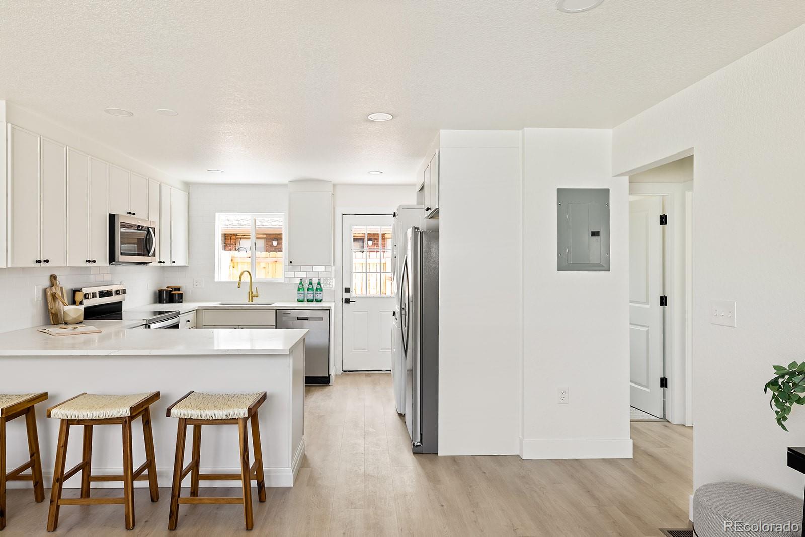 MLS Image #4 for 3213 n steele street,denver, Colorado