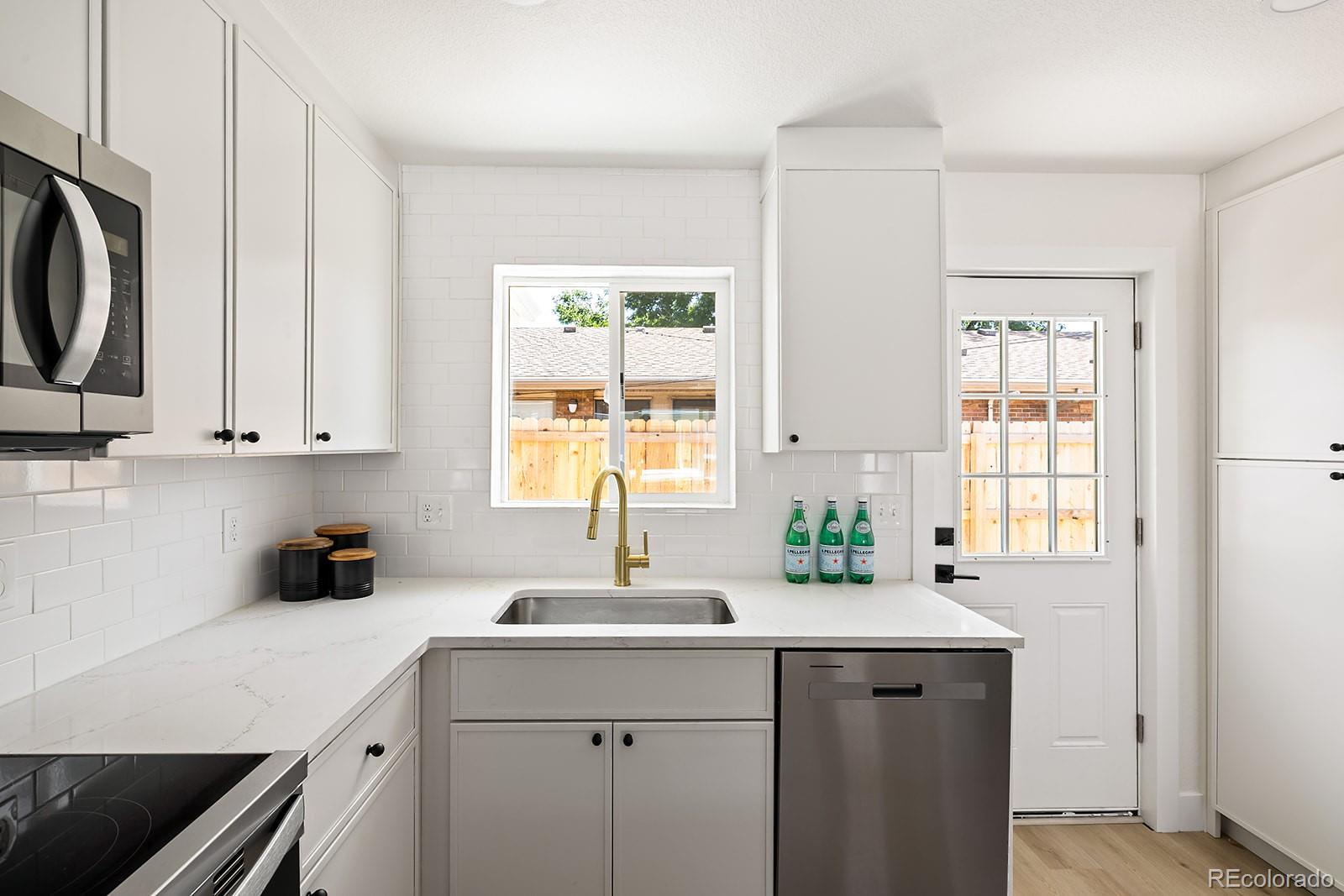 MLS Image #6 for 3213 n steele street,denver, Colorado