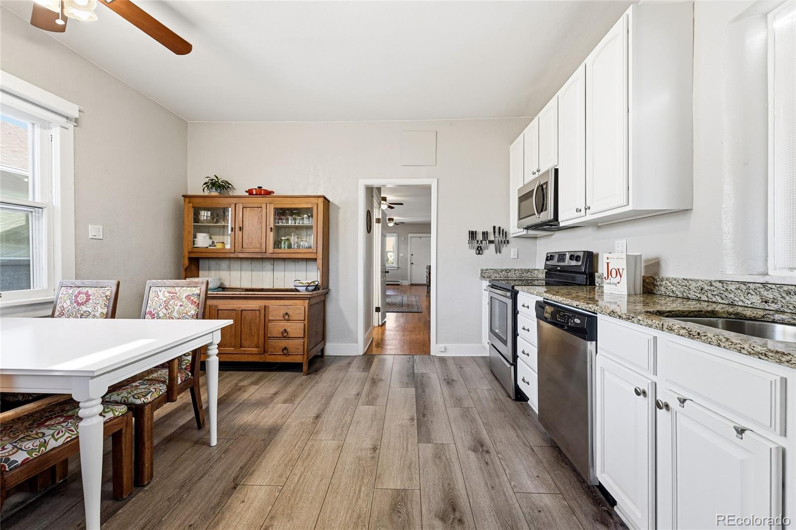 MLS Image #15 for 1575  newton street,denver, Colorado