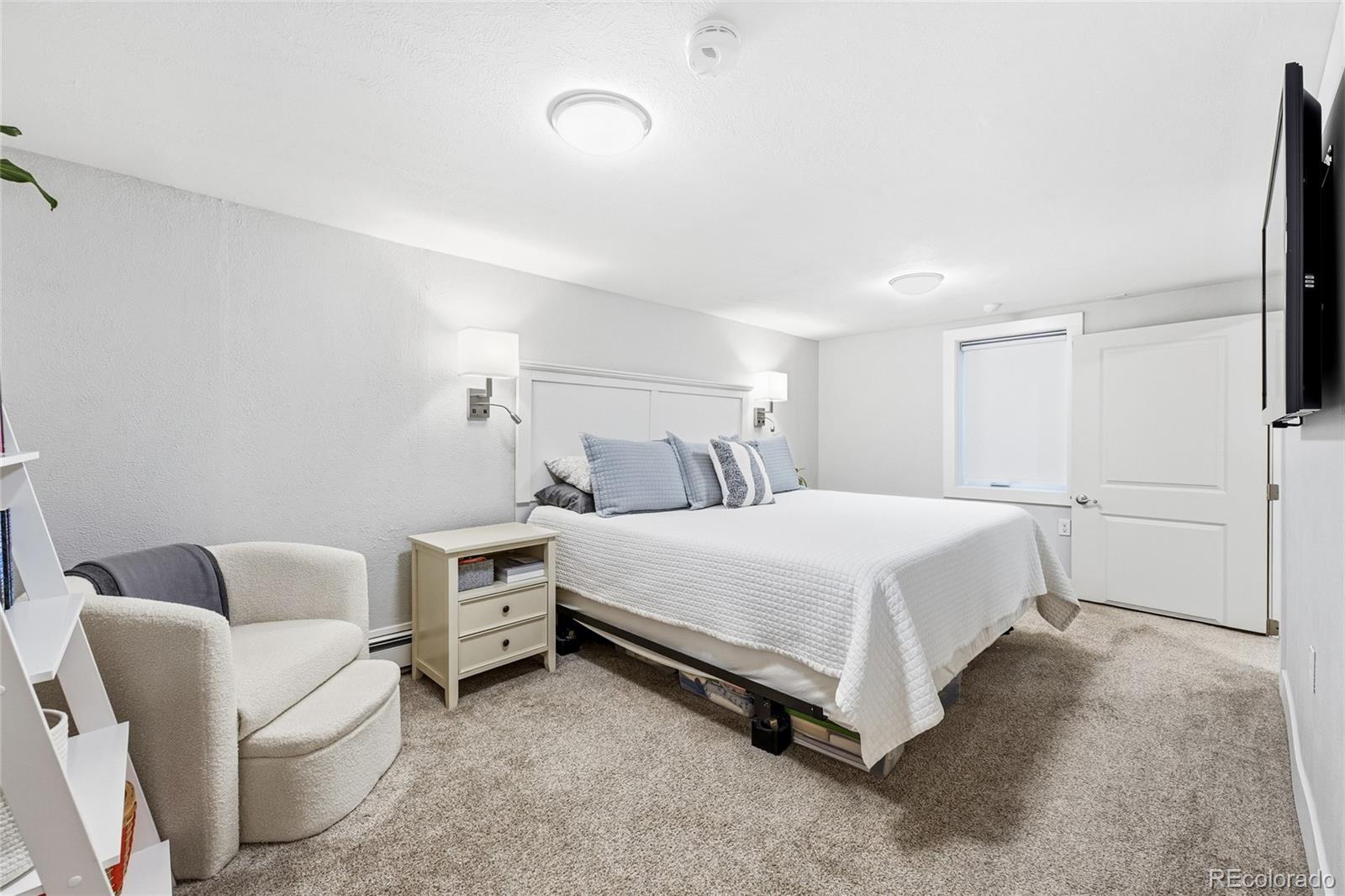 MLS Image #24 for 1575  newton street,denver, Colorado