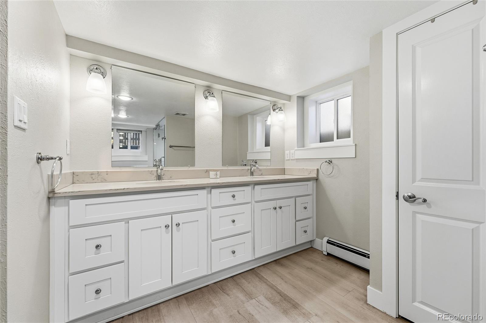 MLS Image #26 for 1575  newton street,denver, Colorado