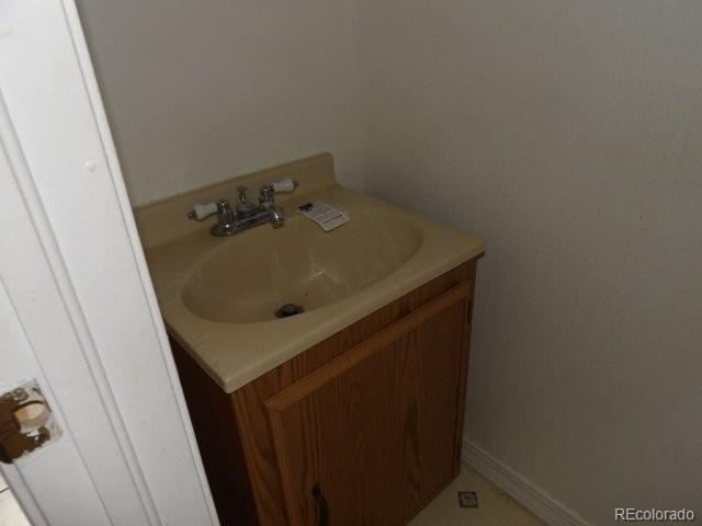 MLS Image #5 for 14272 e hawaii circle b,aurora, Colorado