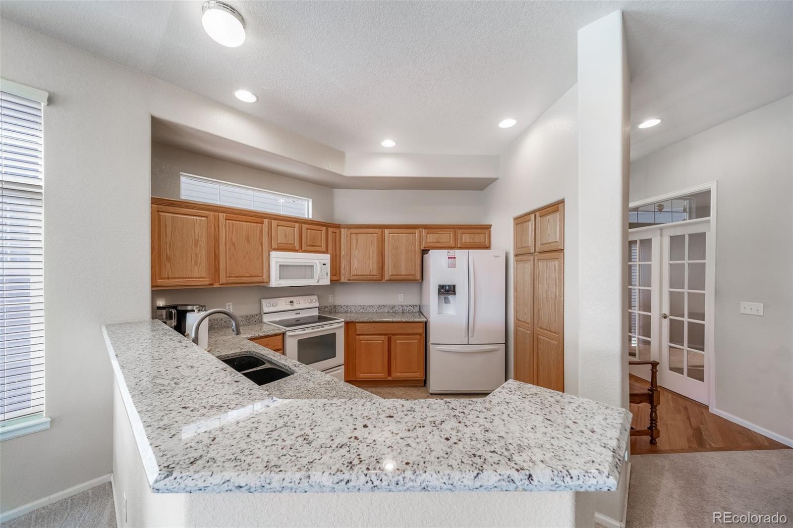 MLS Image #13 for 20568 e lake place,aurora, Colorado