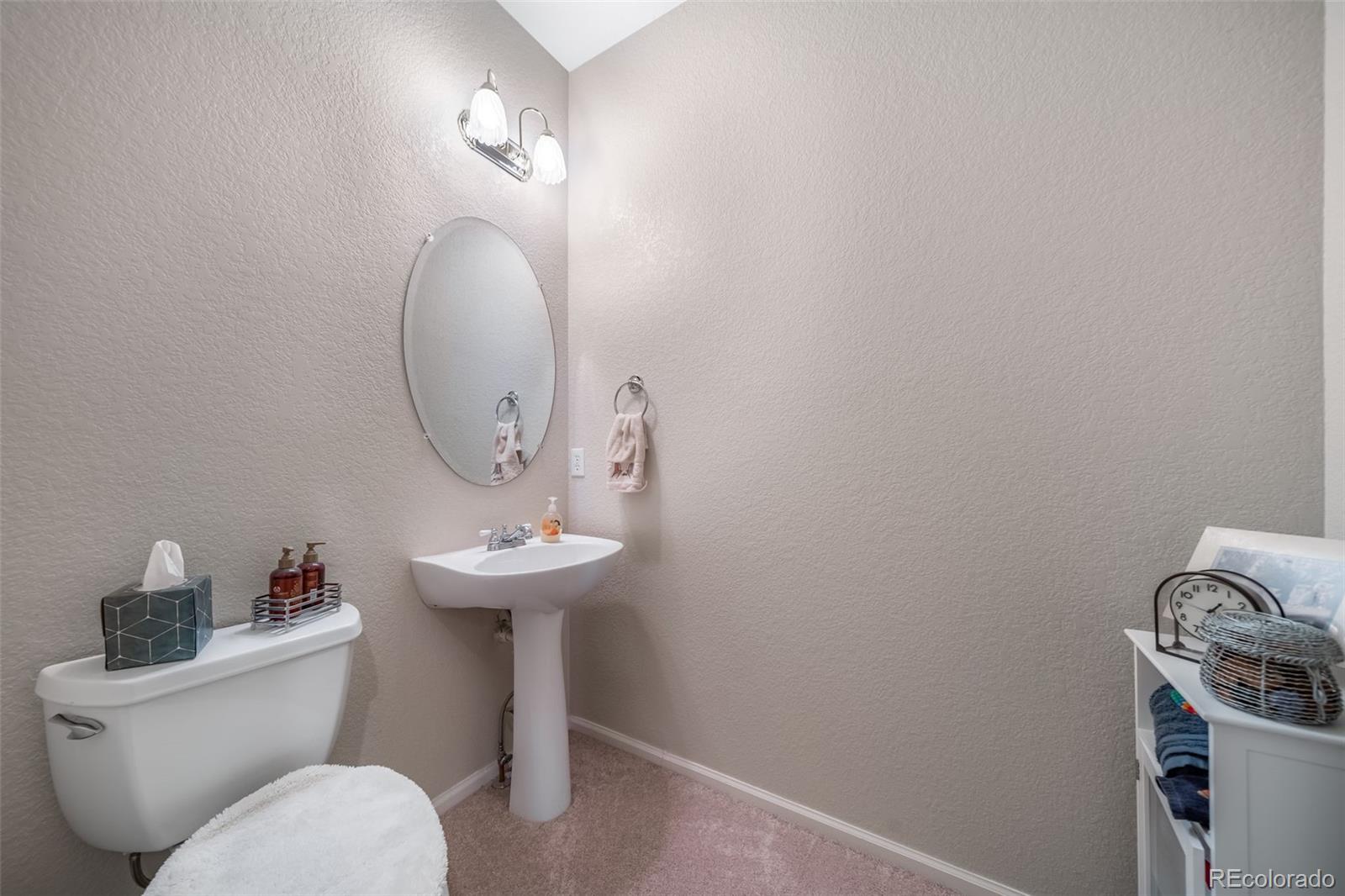 MLS Image #18 for 20568 e lake place,aurora, Colorado