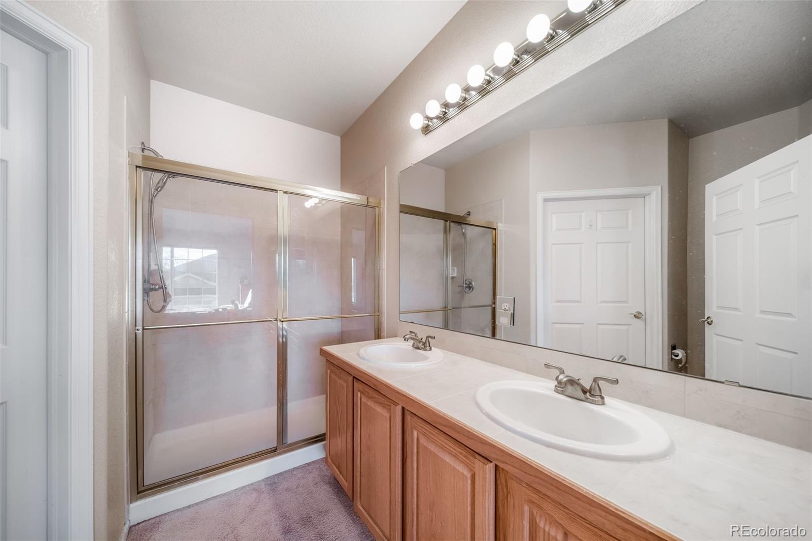 MLS Image #22 for 20568 e lake place,aurora, Colorado
