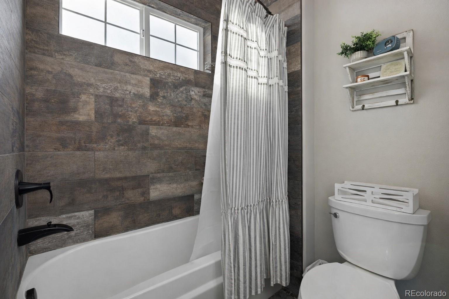 MLS Image #27 for 41960  muirfield loop,elizabeth, Colorado