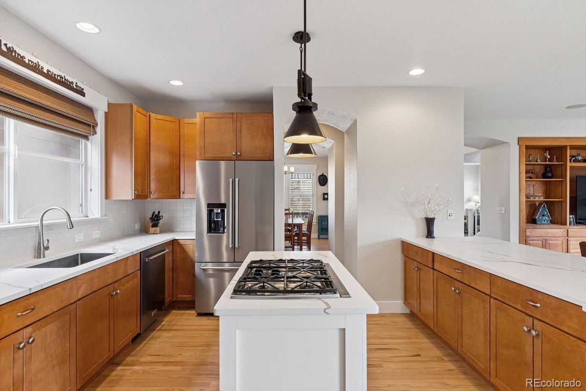 MLS Image #12 for 8658 e 25th drive,denver, Colorado