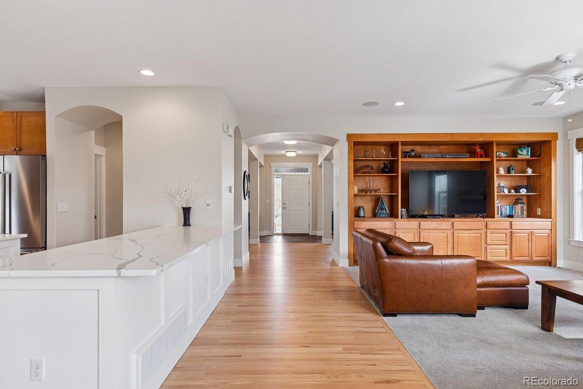MLS Image #9 for 8658 e 25th drive,denver, Colorado