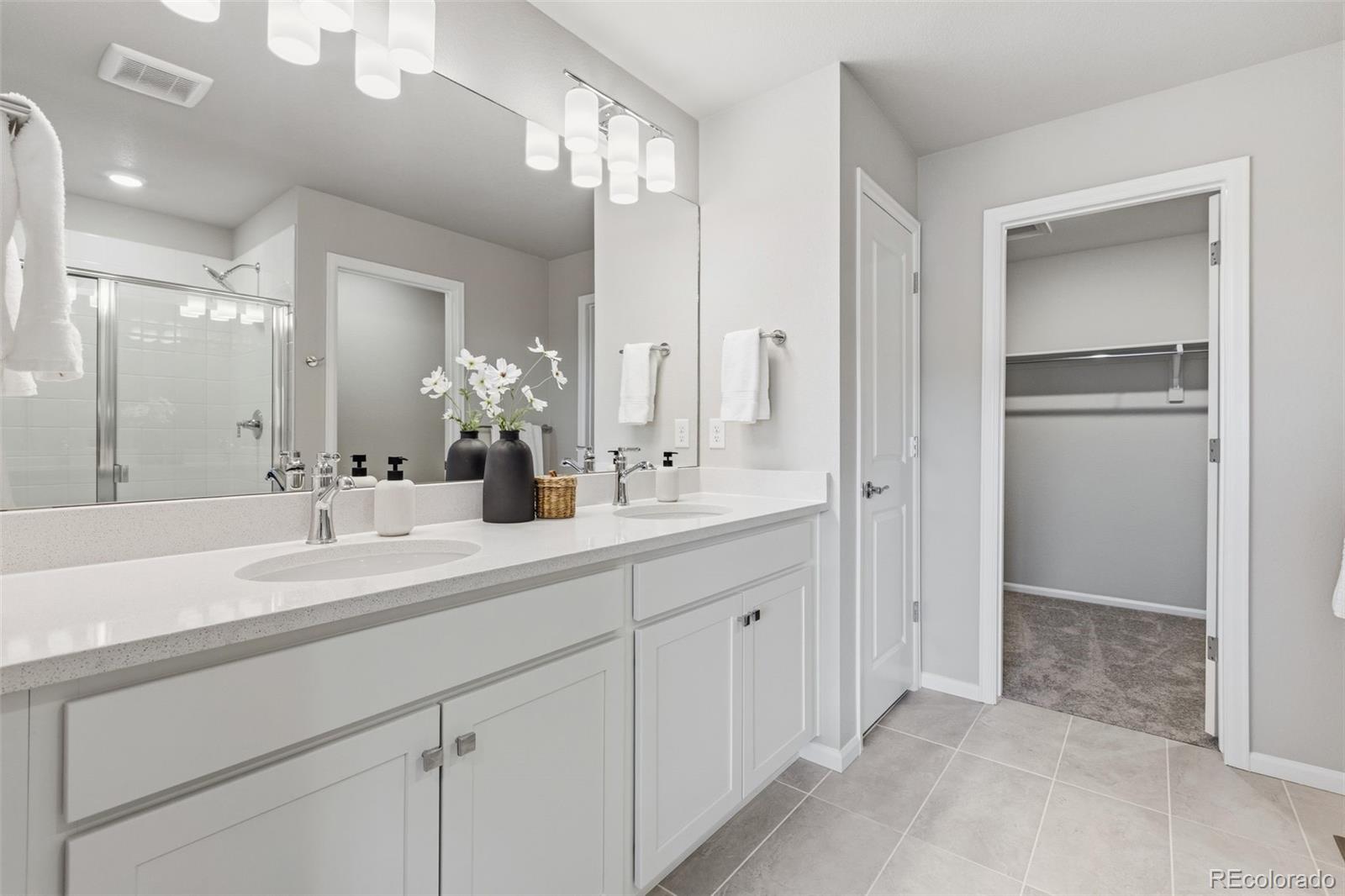 MLS Image #14 for 21293 e 63rd drive,aurora, Colorado