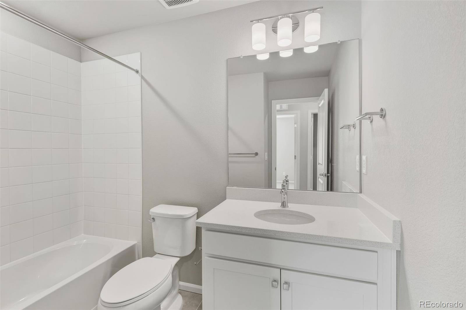 MLS Image #21 for 21293 e 63rd drive,aurora, Colorado