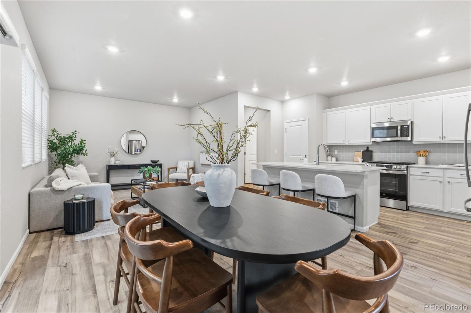 MLS Image #4 for 21293 e 63rd drive,aurora, Colorado