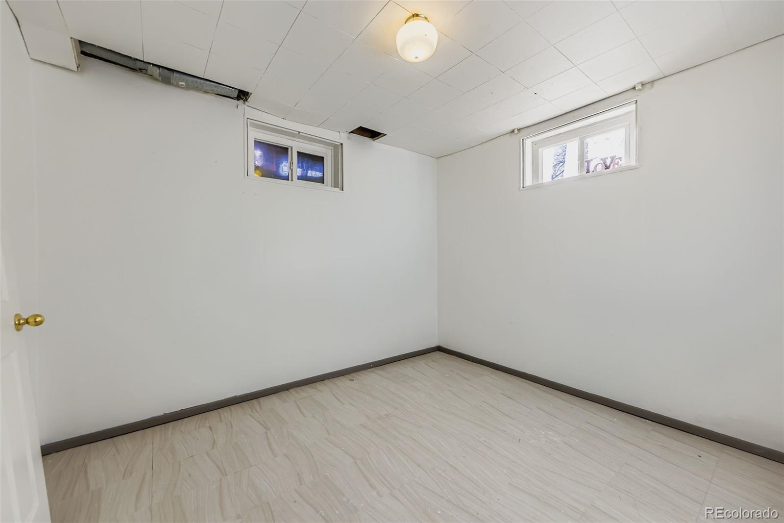MLS Image #18 for 10700  larry drive,northglenn, Colorado