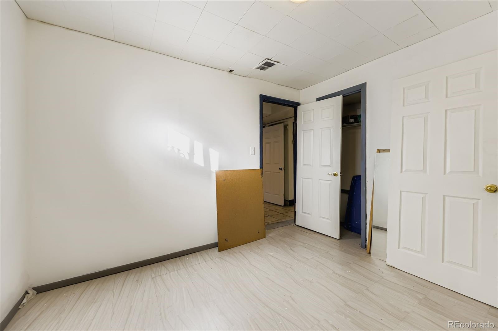 MLS Image #19 for 10700  larry drive,northglenn, Colorado