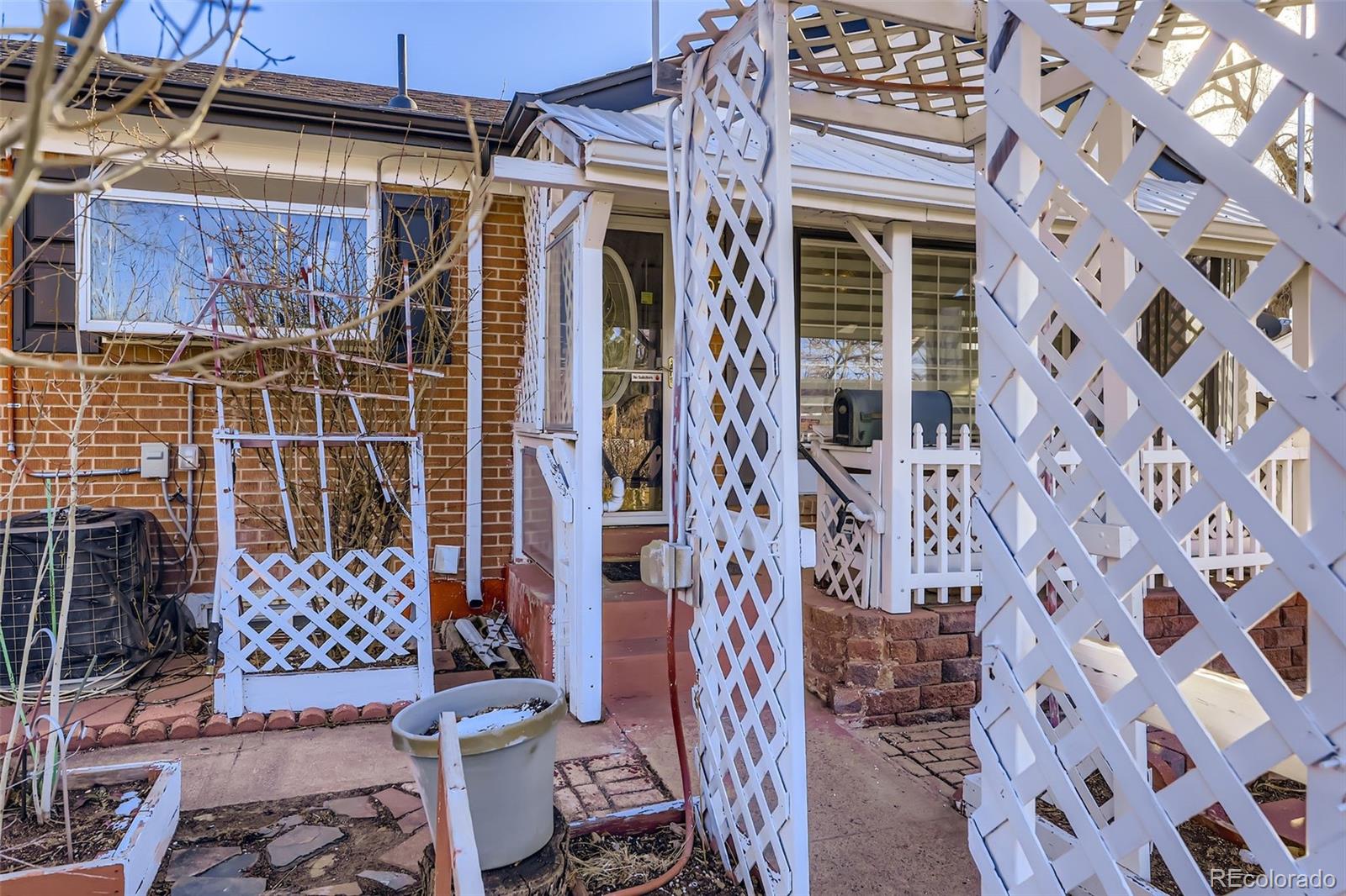 MLS Image #2 for 10700  larry drive,northglenn, Colorado
