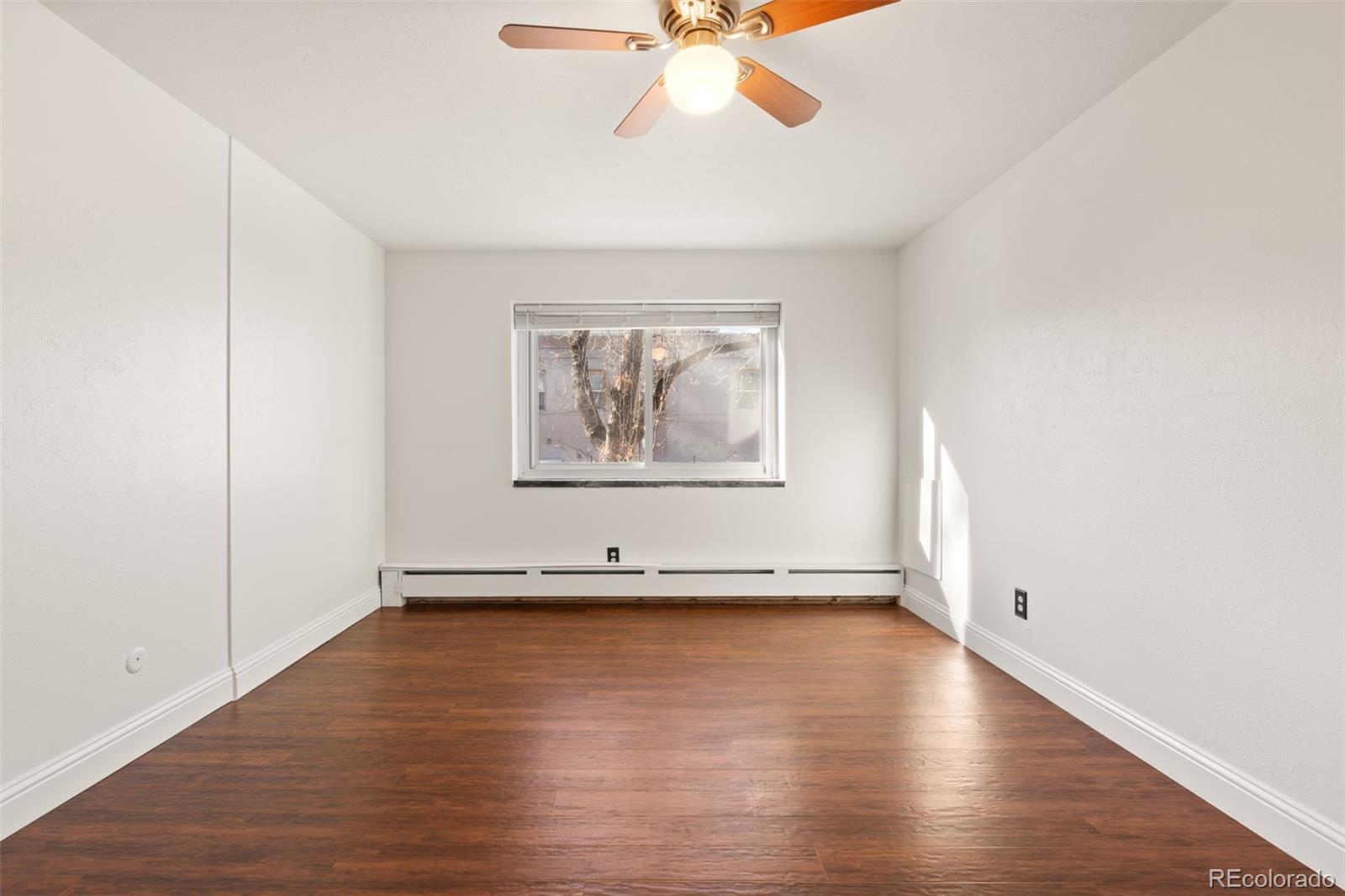 MLS Image #11 for 1270 n marion street 211,denver, Colorado