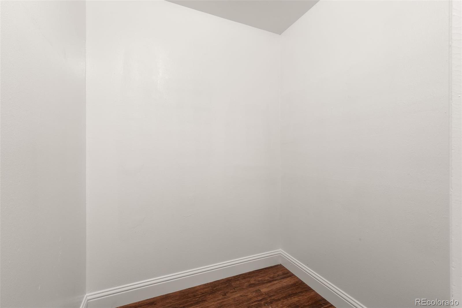 MLS Image #15 for 1270 n marion street 211,denver, Colorado