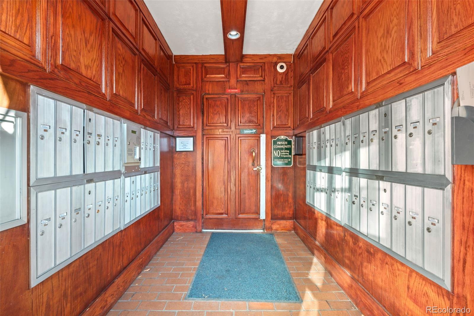 MLS Image #18 for 1270 n marion street 211,denver, Colorado