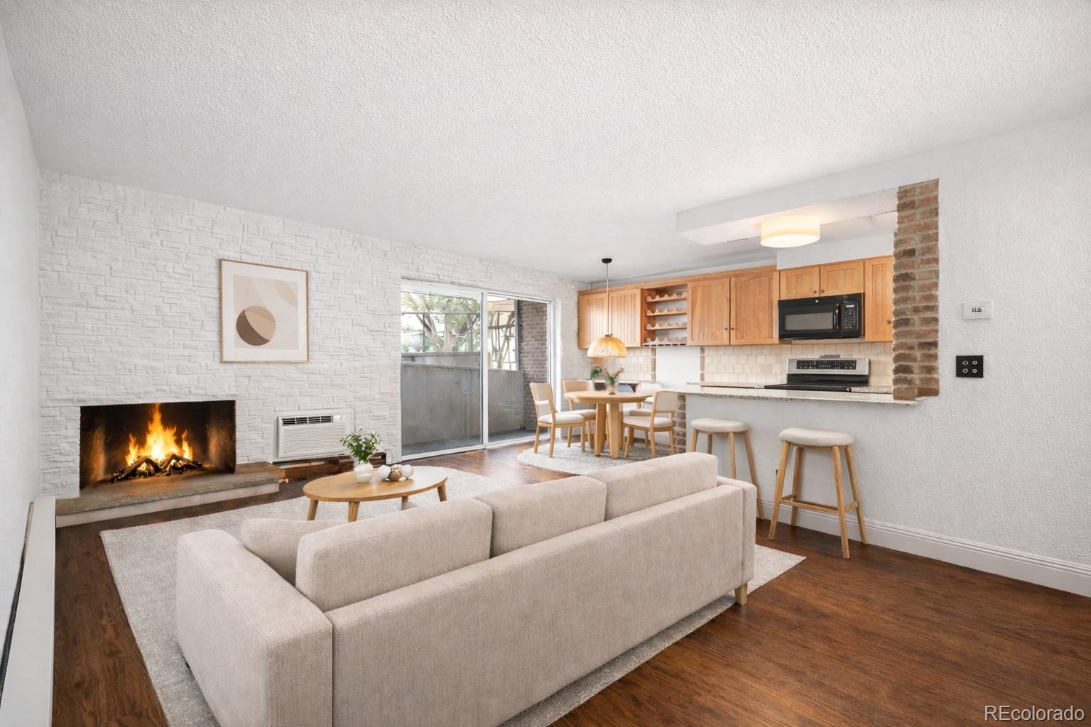 MLS Image #2 for 1270 n marion street 211,denver, Colorado