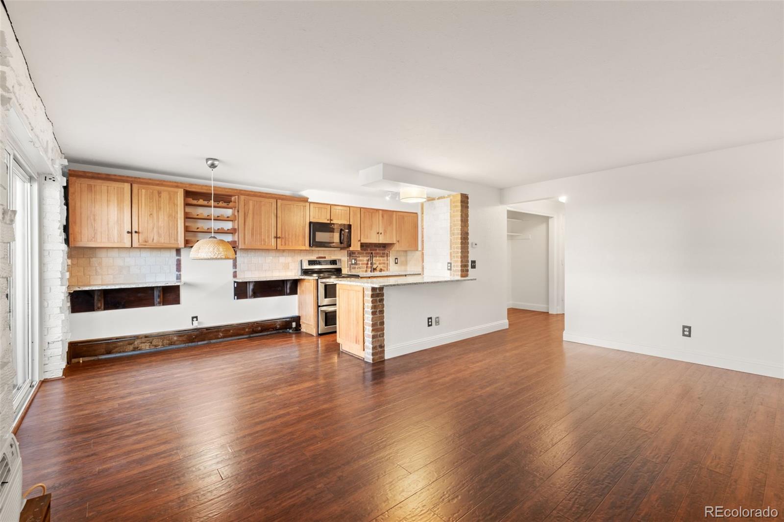 MLS Image #4 for 1270 n marion street 211,denver, Colorado
