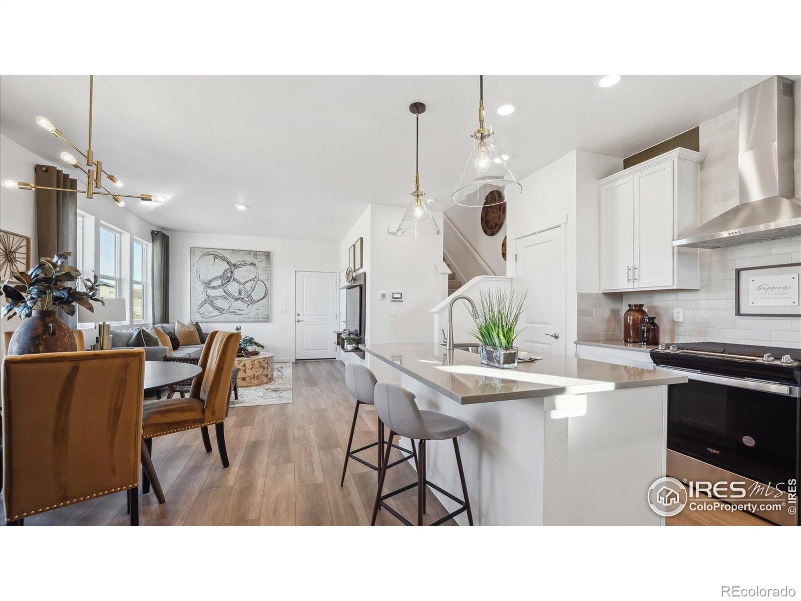 MLS Image #12 for 906  logan peak way,berthoud, Colorado