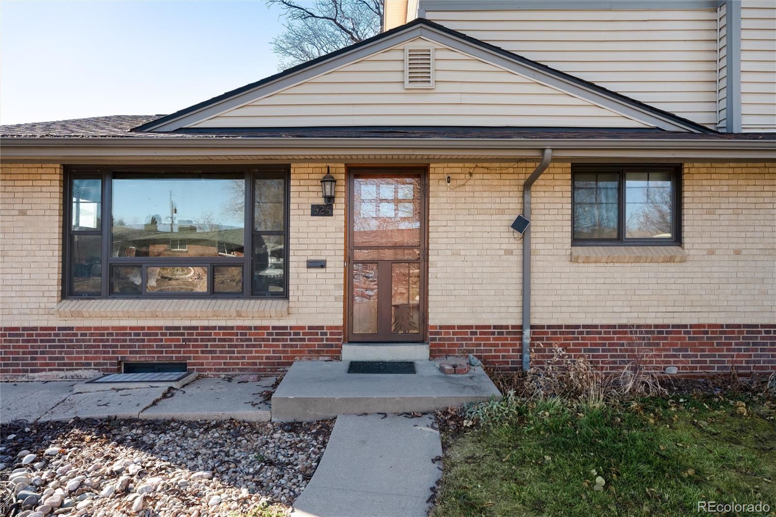 MLS Image #2 for 525  elmira street,aurora, Colorado