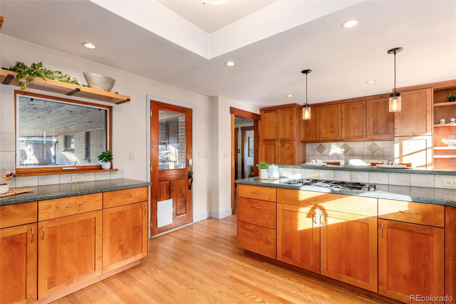 MLS Image #22 for 525  elmira street,aurora, Colorado