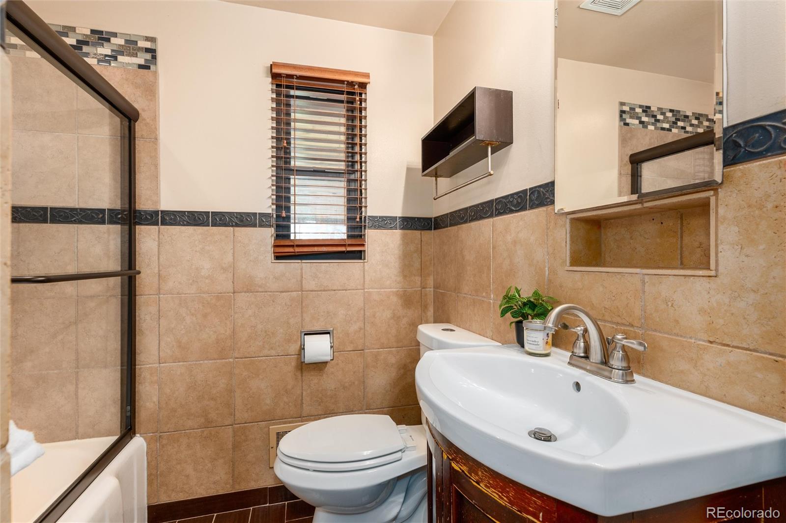 MLS Image #33 for 525  elmira street,aurora, Colorado