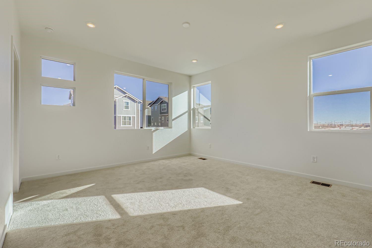 MLS Image #5 for 6778 e 149th avenue 4,thornton, Colorado